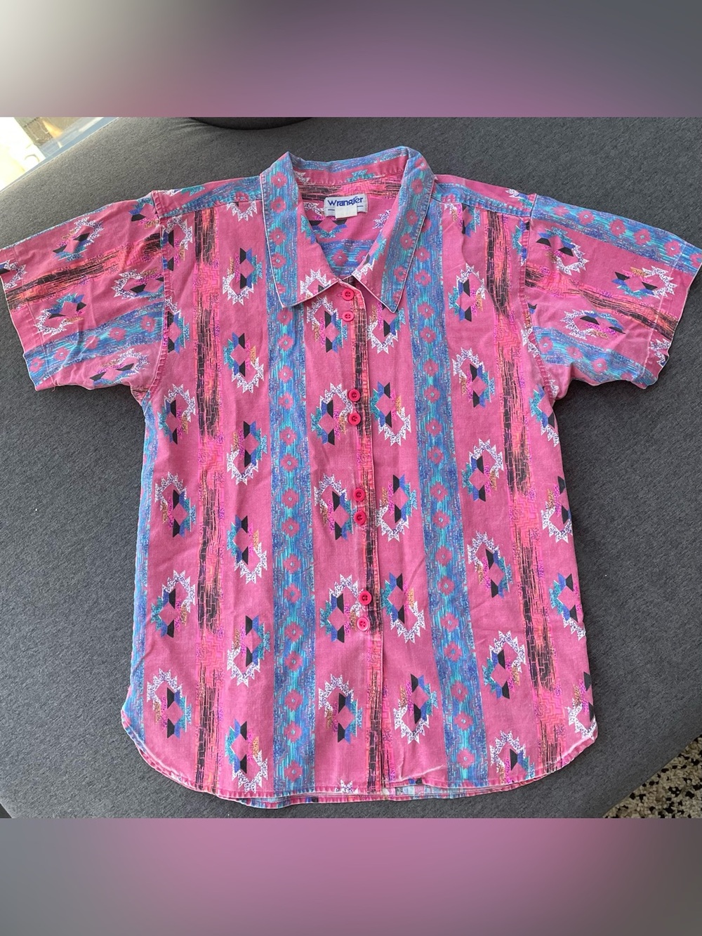 Vintage Wrangler Pink Aztec Short Sleeve Button-Up Shirt